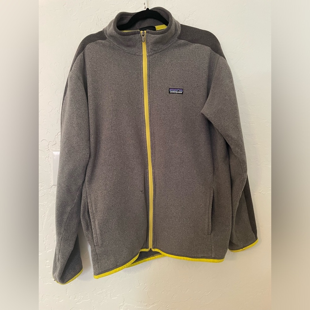 Patagonia Men’s full zip fleece jacket. XL. VGUC.
